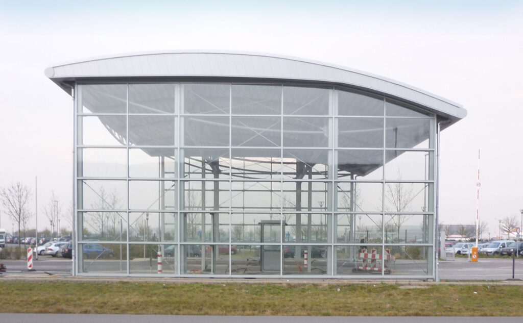 10_airbus-werkszufahrt_01